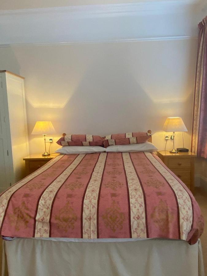 Landguard Lodge Guest House Shipley  외부 사진